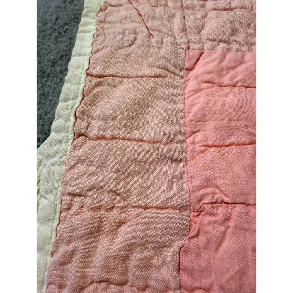 Vintage Handmade Sunbonnet Sue Applique Quilt Pink White Cotton Farmhouse 80x66